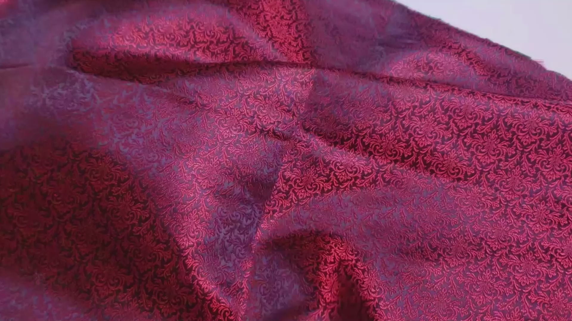 Brocade Imperial, Vampire Red